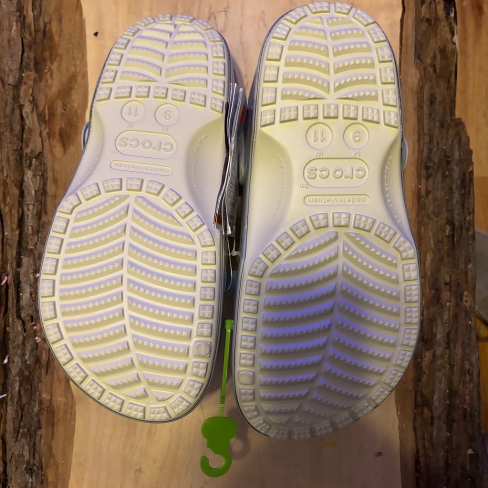 Brand New Crocs(NWT) - Picture 4 of 6